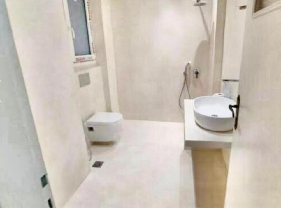 Economy Shared Apartment E In Central Athena Bagian luar foto